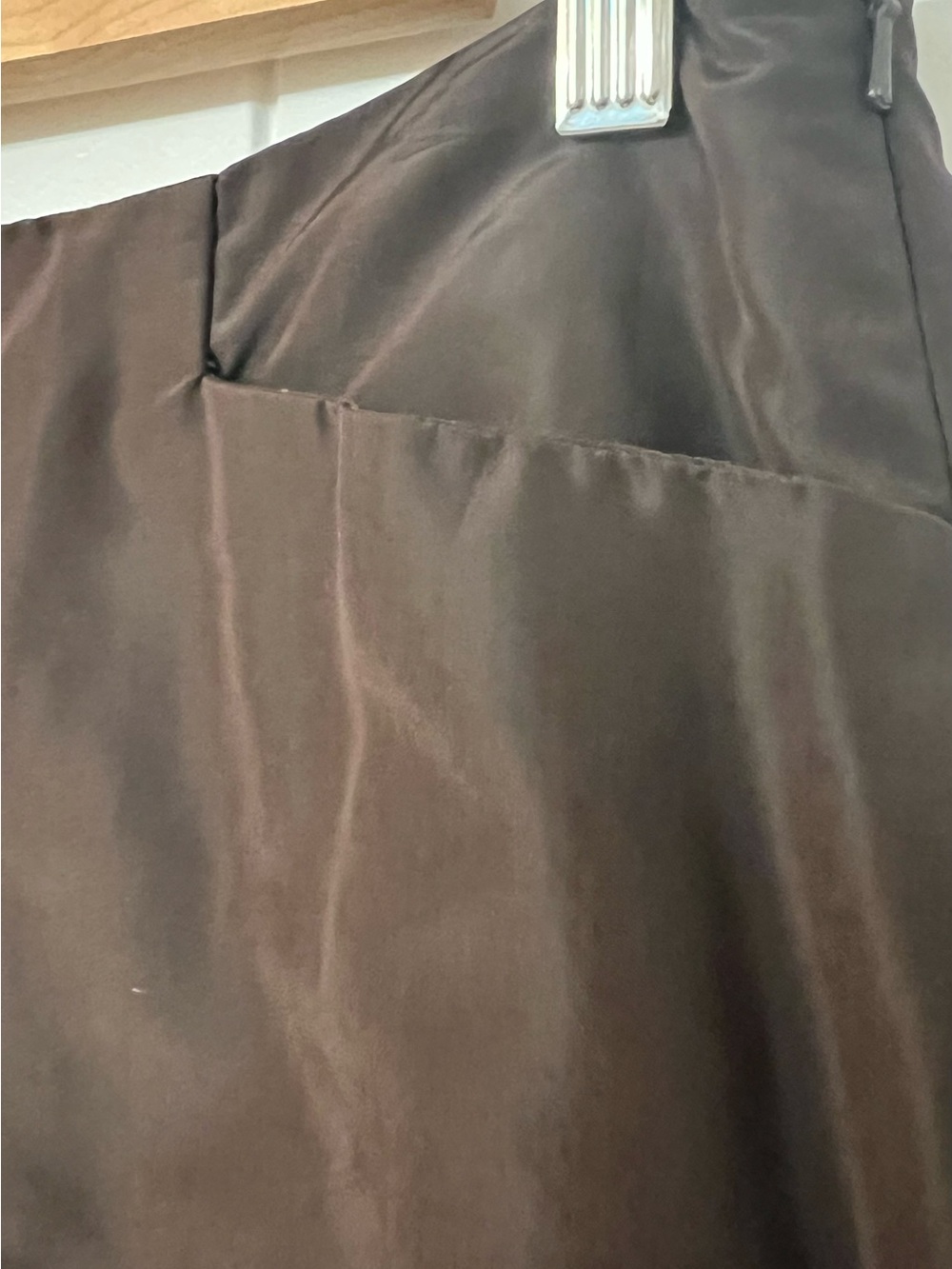 Never been worn Vintage Choc brown 100% silk skirt by Carmen Marc Valvo - Picture 10 of 15